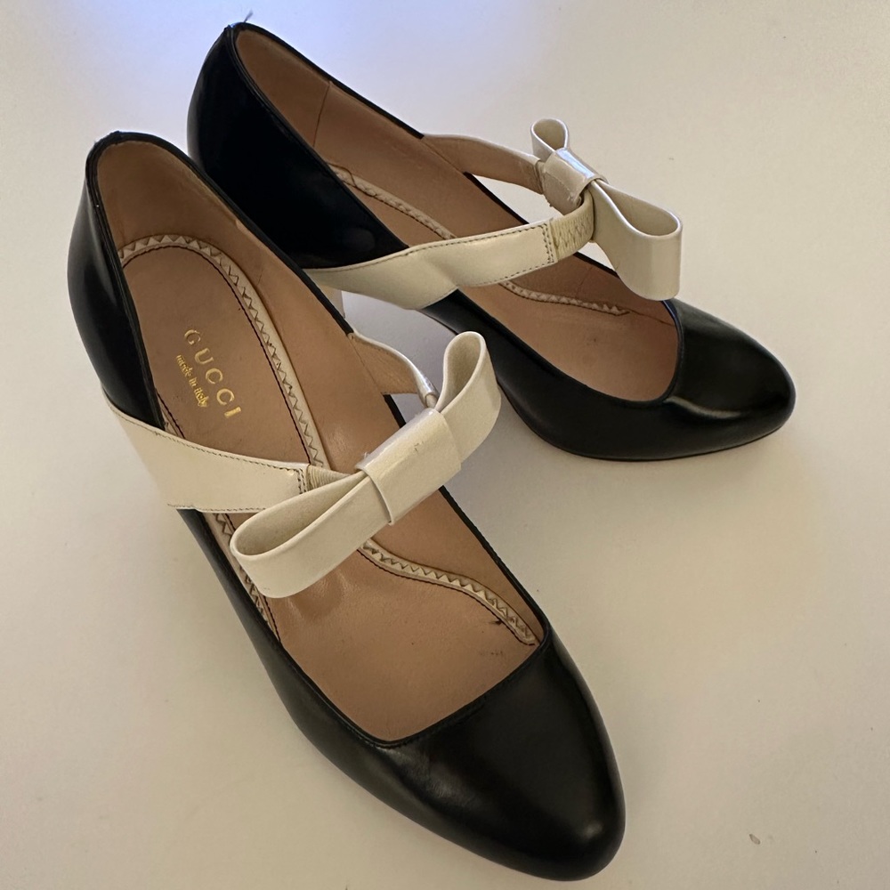 Gucci women heels